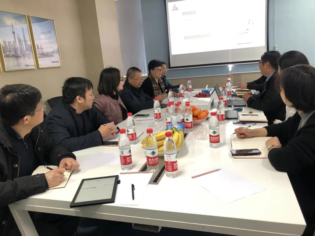 市教委學(xué)生事務(wù)中心、成才與就業(yè)編輯部、上海市創(chuàng)業(yè)基金會（EFG）、覺群文教基金會領(lǐng)導(dǎo)蒞臨颯智指導(dǎo)(圖3)